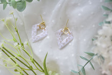 Load image into Gallery viewer, Geometric statement earrings - marbling style earrings (white)
