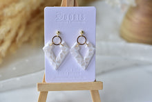 Load image into Gallery viewer, Geometric statement earrings - marbling style earrings (white)
