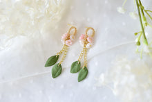 Load image into Gallery viewer, Dainty dangle earrings - polymer clay earrings (small flowers with leaves)
