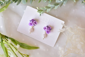 Elegant floral earrings - polymer clay earrings with fresh pearl