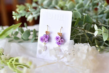 Load image into Gallery viewer, Elegant floral earrings - Butterfly polymer clay earrings with fresh pearl
