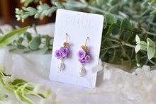 Load image into Gallery viewer, Elegant floral earrings - Butterfly polymer clay earrings with fresh pearl
