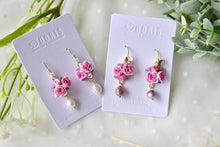 Load image into Gallery viewer, Elegant floral earrings - Butterfly polymer clay earrings with fresh pearl
