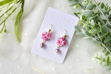 Load image into Gallery viewer, Elegant floral earrings - Butterfly polymer clay earrings with fresh pearl
