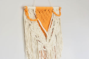 Macrame handmade hanging decoration (105cm*60cm)