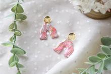 Load image into Gallery viewer, Translucent Pink Marble Polymer Clay Earrings (Resin Cover 1)
